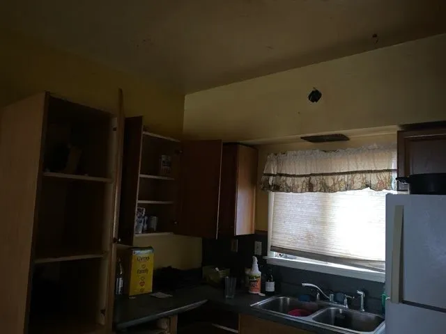 130 East Delavan Avenue N, Buffalo, New York 14208, Buffalo, New York 14208, 5 Bedrooms Bedrooms, ,3 BathroomsBathrooms,Residential,Closed,130 East Delavan Avenue N, Buffalo, New York 14208,R1612258
