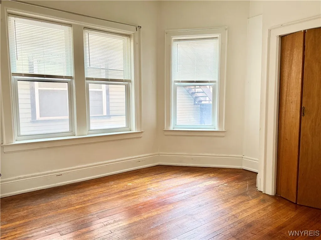 246 Bryant Street 2a, Buffalo, New York 14222, Buffalo, New York 14222, 2 Bedrooms Bedrooms, 5 Rooms Rooms,1 BathroomBathrooms,Residential Lease,Closed,246 Bryant Street 2a, Buffalo, New York 14222,B1612600