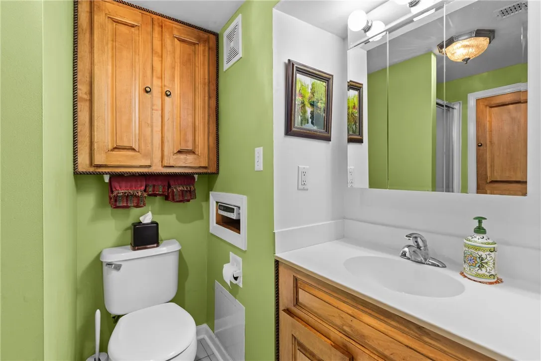 529 Backus Road, Webster, New York 14580, Webster, New York 14580, 4 Bedrooms Bedrooms, 6 Rooms Rooms,2 BathroomsBathrooms,Residential,Closed,529 Backus Road, Webster, New York 14580,R1612674
