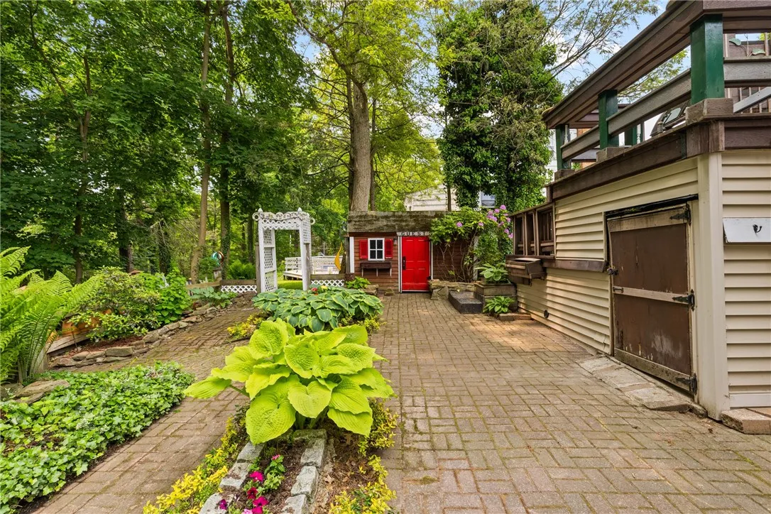 529 Backus Road, Webster, New York 14580, Webster, New York 14580, 4 Bedrooms Bedrooms, 6 Rooms Rooms,2 BathroomsBathrooms,Residential,Closed,529 Backus Road, Webster, New York 14580,R1612674