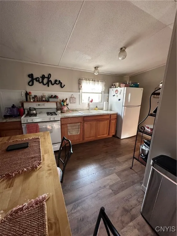 6750 River Road, Watson, New York 13367, Watson, New York 13367, 2 Bedrooms Bedrooms, 7 Rooms Rooms,2 BathroomsBathrooms,Residential,Closed,6750 River Road, Watson, New York 13367,0,S1612761