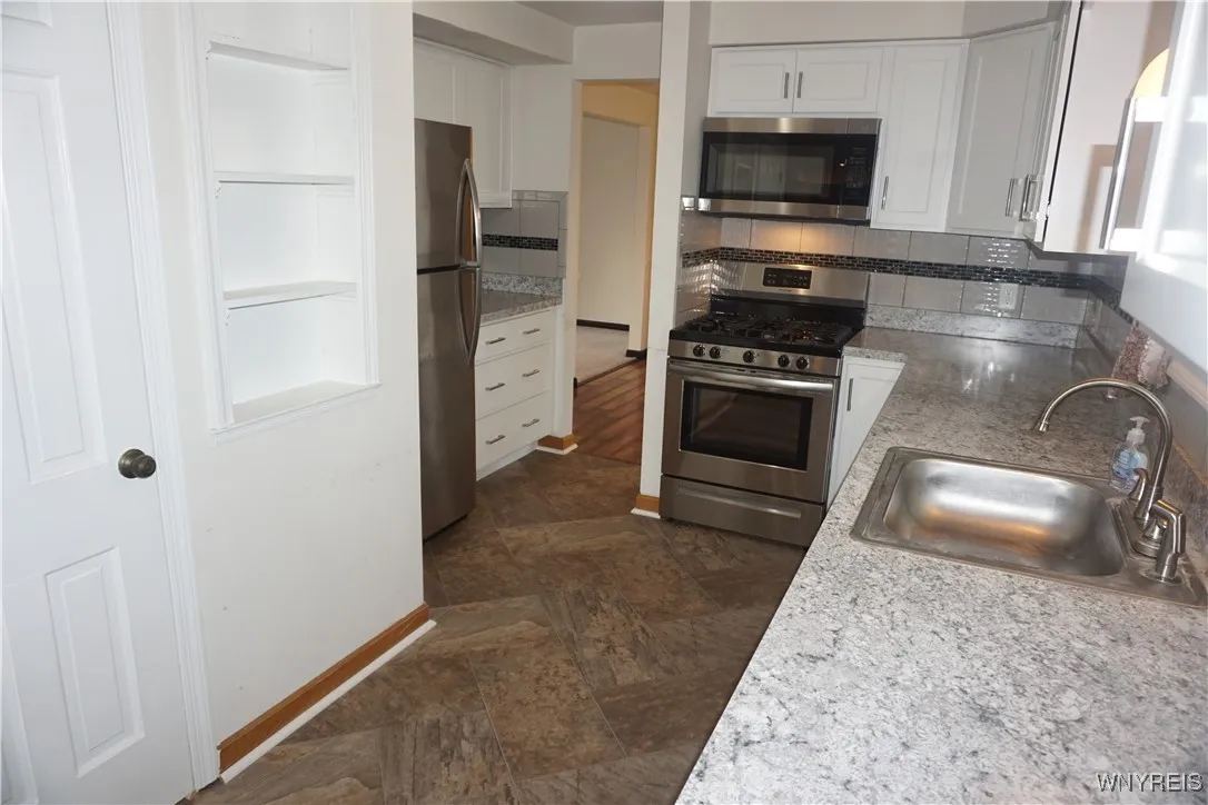35 Hemlock Drive, West Seneca, New York 14224, West Seneca, New York 14224, 3 Bedrooms Bedrooms, 7 Rooms Rooms,1 BathroomBathrooms,Residential,Closed,35 Hemlock Drive, West Seneca, New York 14224,B1612719