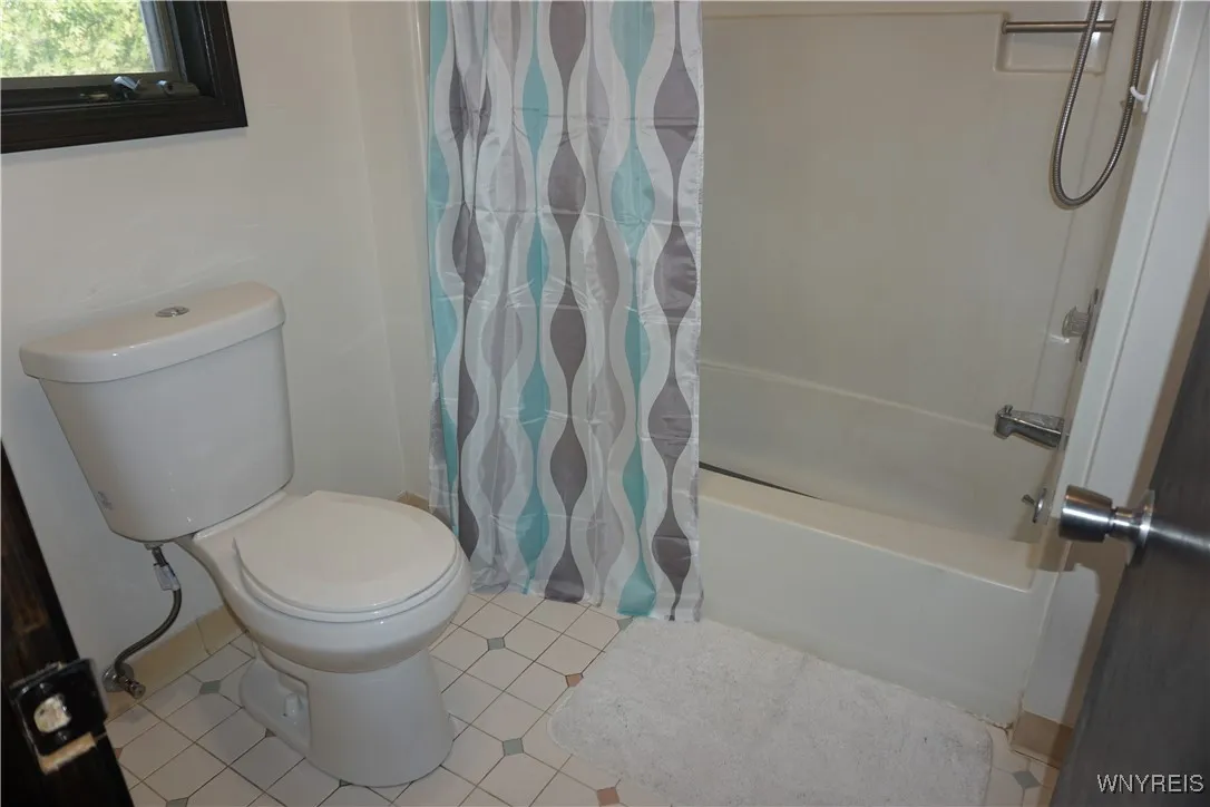 35 Hemlock Drive, West Seneca, New York 14224, West Seneca, New York 14224, 3 Bedrooms Bedrooms, 7 Rooms Rooms,1 BathroomBathrooms,Residential,Closed,35 Hemlock Drive, West Seneca, New York 14224,B1612719