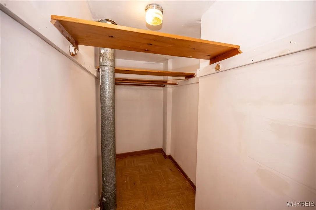965 Walden Avenue, Buffalo, New York 14211, Buffalo, New York 14211, 5 Bedrooms Bedrooms, ,2 BathroomsBathrooms,Residential,For Sale,965 Walden Avenue, Buffalo, New York 14211,B1609632