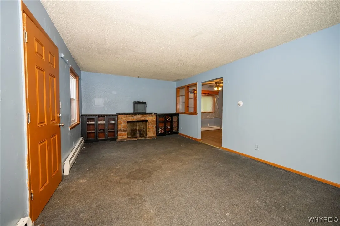 965 Walden Avenue, Buffalo, New York 14211, Buffalo, New York 14211, 5 Bedrooms Bedrooms, ,2 BathroomsBathrooms,Residential,For Sale,965 Walden Avenue, Buffalo, New York 14211,B1609632