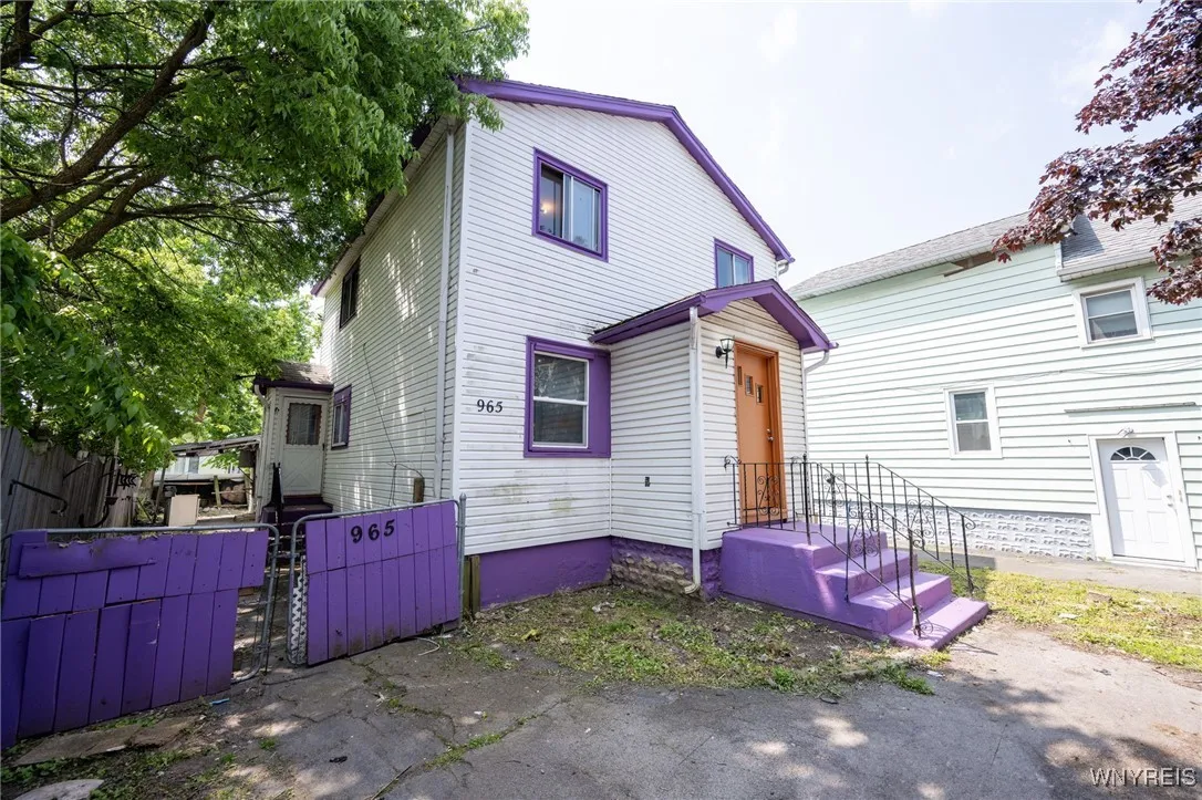 965 Walden Avenue, Buffalo, New York 14211, Buffalo, New York 14211, 5 Bedrooms Bedrooms, ,2 BathroomsBathrooms,Residential,For Sale,965 Walden Avenue, Buffalo, New York 14211,B1609632