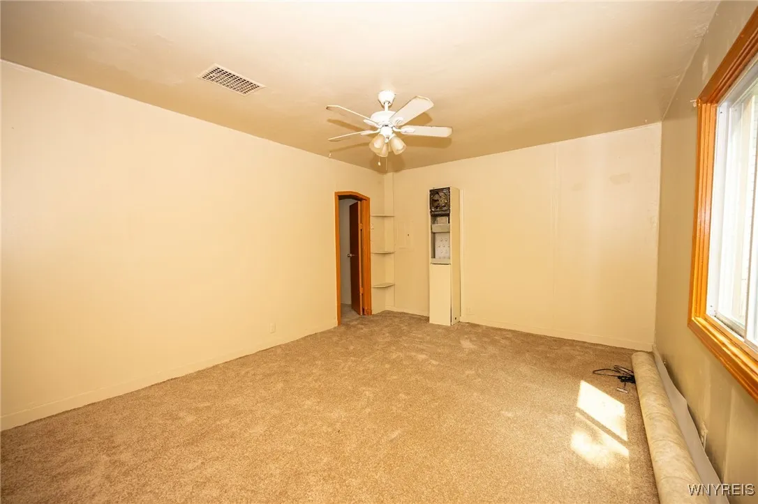 965 Walden Avenue, Buffalo, New York 14211, Buffalo, New York 14211, 5 Bedrooms Bedrooms, ,2 BathroomsBathrooms,Residential,For Sale,965 Walden Avenue, Buffalo, New York 14211,B1609632
