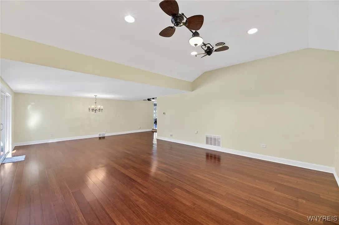 5092 Dana Drive, Lewiston, New York 14092, Lewiston, New York 14092, 3 Bedrooms Bedrooms, 9 Rooms Rooms,2 BathroomsBathrooms,Residential,For Sale,5092 Dana Drive, Lewiston, New York 14092,0,B1612798