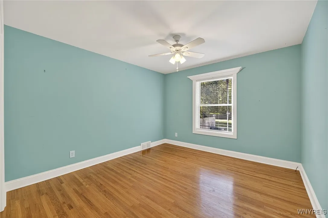 5092 Dana Drive, Lewiston, New York 14092, Lewiston, New York 14092, 3 Bedrooms Bedrooms, 9 Rooms Rooms,2 BathroomsBathrooms,Residential,For Sale,5092 Dana Drive, Lewiston, New York 14092,0,B1612798