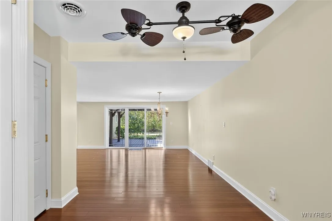 5092 Dana Drive, Lewiston, New York 14092, Lewiston, New York 14092, 3 Bedrooms Bedrooms, 9 Rooms Rooms,2 BathroomsBathrooms,Residential,For Sale,5092 Dana Drive, Lewiston, New York 14092,0,B1612798