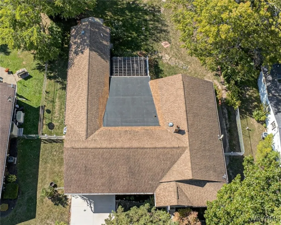 5092 Dana Drive, Lewiston, New York 14092, Lewiston, New York 14092, 3 Bedrooms Bedrooms, 9 Rooms Rooms,2 BathroomsBathrooms,Residential,For Sale,5092 Dana Drive, Lewiston, New York 14092,0,B1612798