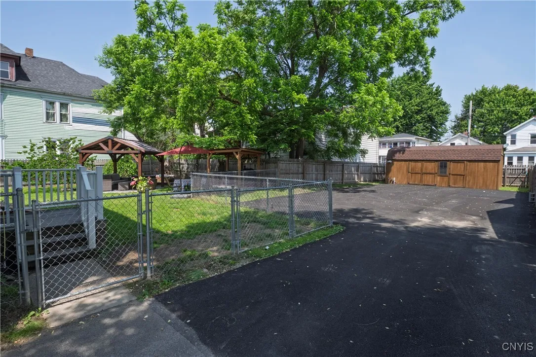 440 Gifford St, Syracuse, New York 13204, Syracuse, New York 13204, 3 Bedrooms Bedrooms, 6 Rooms Rooms,1 BathroomBathrooms,Residential,Closed,440 Gifford St, Syracuse, New York 13204,0,S1612663