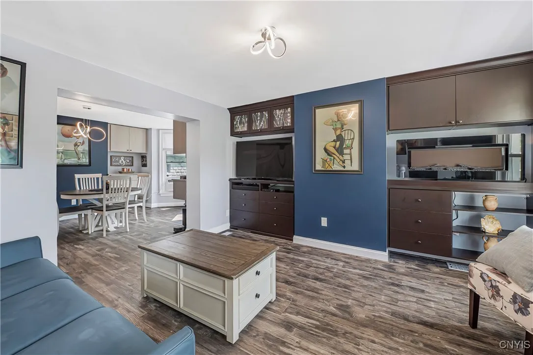 440 Gifford St, Syracuse, New York 13204, Syracuse, New York 13204, 3 Bedrooms Bedrooms, 6 Rooms Rooms,1 BathroomBathrooms,Residential,Closed,440 Gifford St, Syracuse, New York 13204,0,S1612663