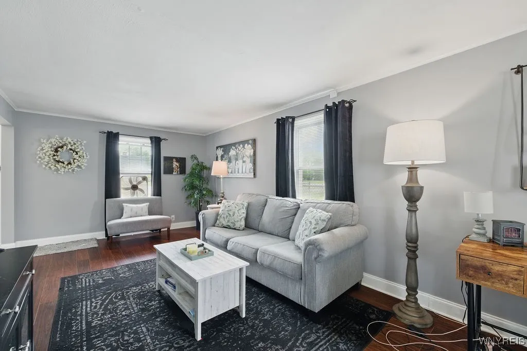 270 Koenig Road, Tonawanda-town, New York 14150, Tonawanda, New York 14150, 2 Bedrooms Bedrooms, 6 Rooms Rooms,1 BathroomBathrooms,Residential,Closed,270 Koenig Road, Tonawanda-town, New York 14150,B1612662