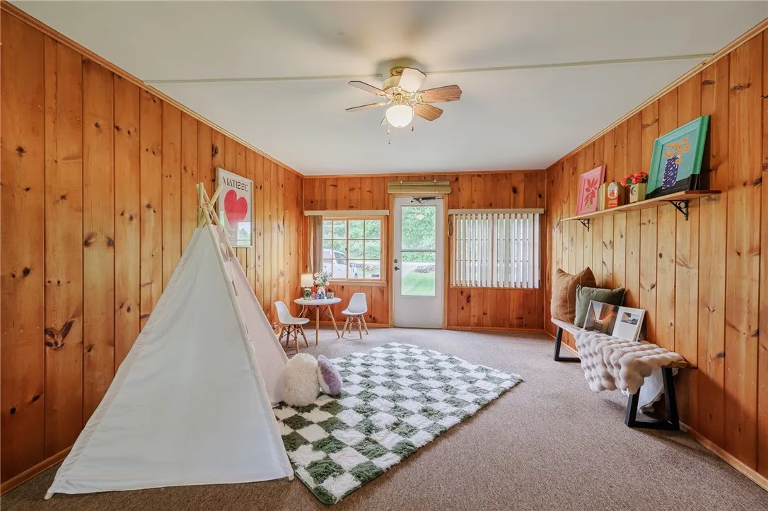 592 Hon Falls 5 Pts Road, Rush, New York 14472, Rush, New York 14472, 3 Bedrooms Bedrooms, 6 Rooms Rooms,1 BathroomBathrooms,Residential,Closed,592 Hon Falls 5 Pts Road, Rush, New York 14472,R1611554