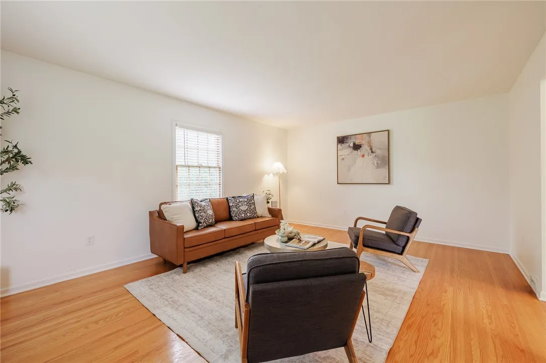 592 Hon Falls 5 Pts Road, Rush, New York 14472, Rush, New York 14472, 3 Bedrooms Bedrooms, 6 Rooms Rooms,1 BathroomBathrooms,Residential,Closed,592 Hon Falls 5 Pts Road, Rush, New York 14472,R1611554