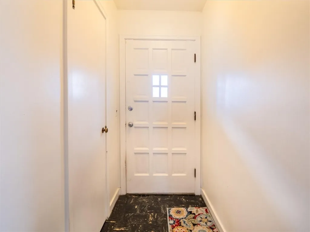 257 Longridge Avenue, Greece, New York 14616, Greece, New York 14616, 3 Bedrooms Bedrooms, 9 Rooms Rooms,1 BathroomBathrooms,Residential,Closed,257 Longridge Avenue, Greece, New York 14616,R1612523