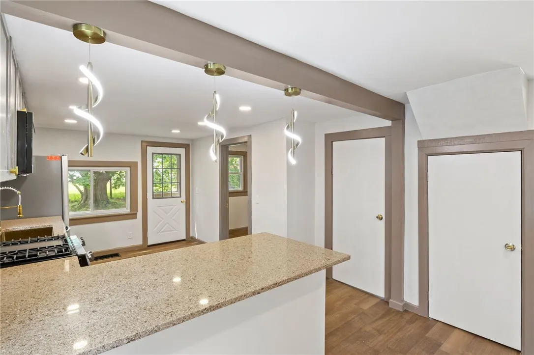 74 Clearview Road, Greece, New York 14616, Greece, New York 14616, 2 Bedrooms Bedrooms, 5 Rooms Rooms,1 BathroomBathrooms,Residential,For Sale,74 Clearview Road, Greece, New York 14616,R1612847