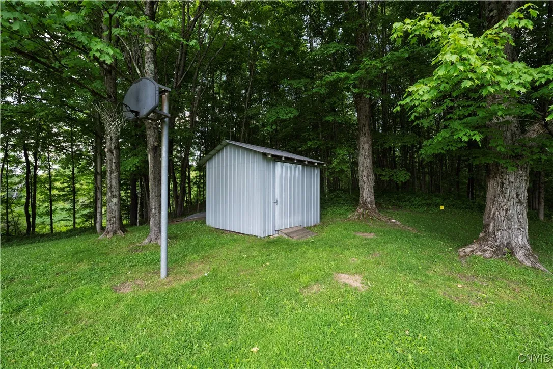 1279 State Route 104, Albion, New York 13302, Albion, New York 13302, 4 Bedrooms Bedrooms, 8 Rooms Rooms,1 BathroomBathrooms,Residential,Closed,1279 State Route 104, Albion, New York 13302,S1612734