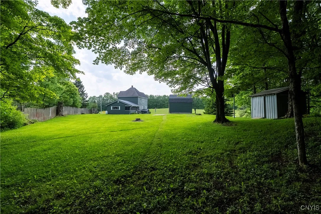 1279 State Route 104, Albion, New York 13302, Albion, New York 13302, 4 Bedrooms Bedrooms, 8 Rooms Rooms,1 BathroomBathrooms,Residential,Closed,1279 State Route 104, Albion, New York 13302,S1612734