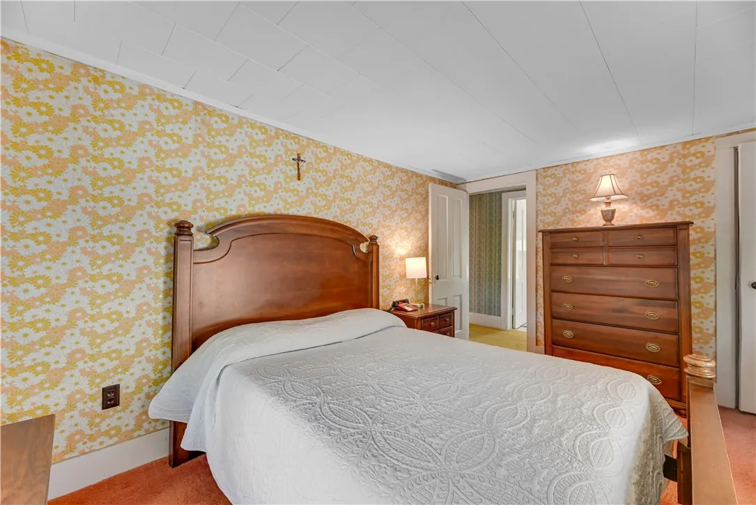 45 Perry Place, Canandaigua-city, New York 14424, Canandaigua City, New York 14424, 3 Bedrooms Bedrooms, 8 Rooms Rooms,1 BathroomBathrooms,Residential,Closed,45 Perry Place, Canandaigua-city, New York 14424,0,R1612163
