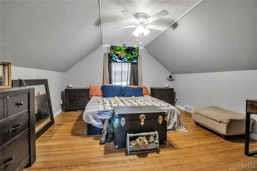 850 Page Avenue, Lewiston, New York 14092, Lewiston, New York 14092, 4 Bedrooms Bedrooms, 9 Rooms Rooms,1 BathroomBathrooms,Residential,Closed,850 Page Avenue, Lewiston, New York 14092,0,B1612421