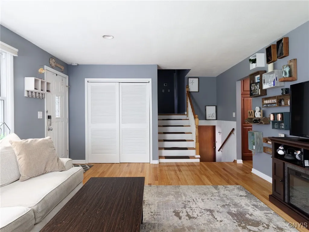 22415 Riverbend Drive East, Le Ray, New York 13601, Le Ray, New York 13601, 3 Bedrooms Bedrooms, 11 Rooms Rooms,3 BathroomsBathrooms,Residential,Closed,22415 Riverbend Drive East, Le Ray, New York 13601,0,S1612572