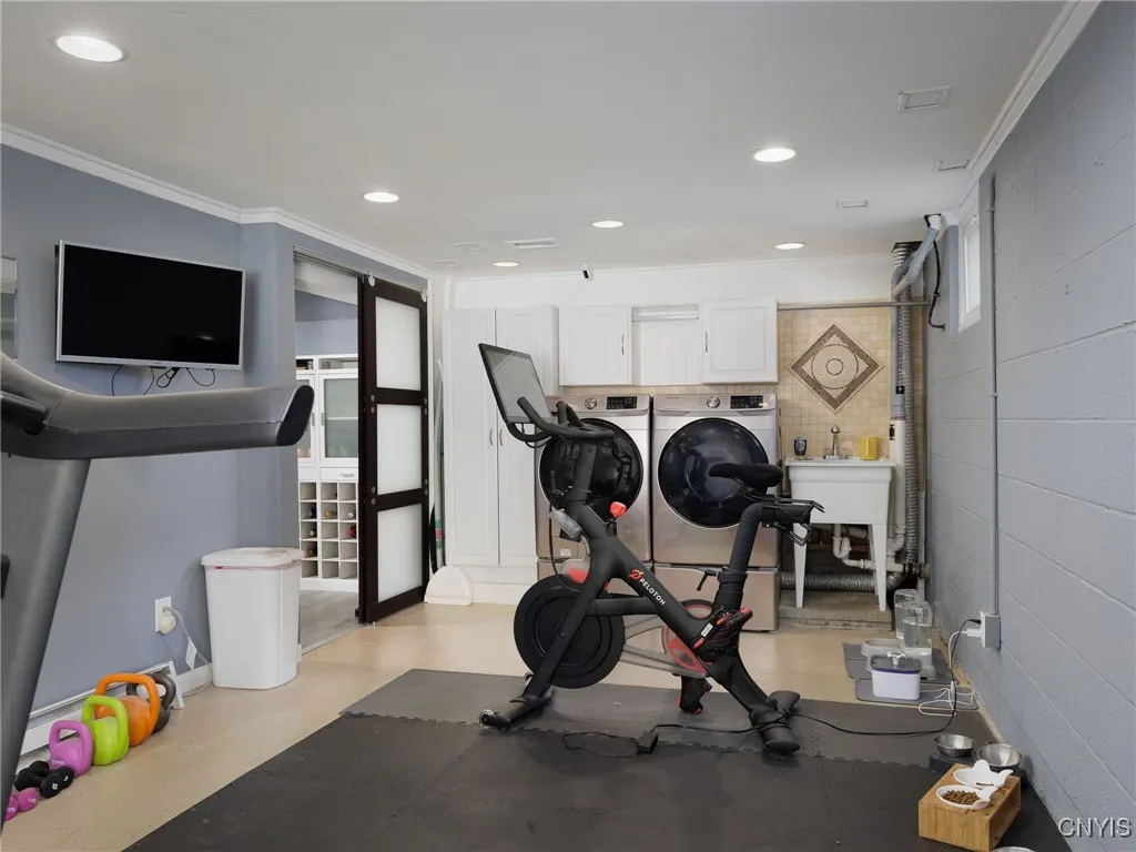 22415 Riverbend Drive East, Le Ray, New York 13601, Le Ray, New York 13601, 3 Bedrooms Bedrooms, 11 Rooms Rooms,3 BathroomsBathrooms,Residential,Closed,22415 Riverbend Drive East, Le Ray, New York 13601,0,S1612572