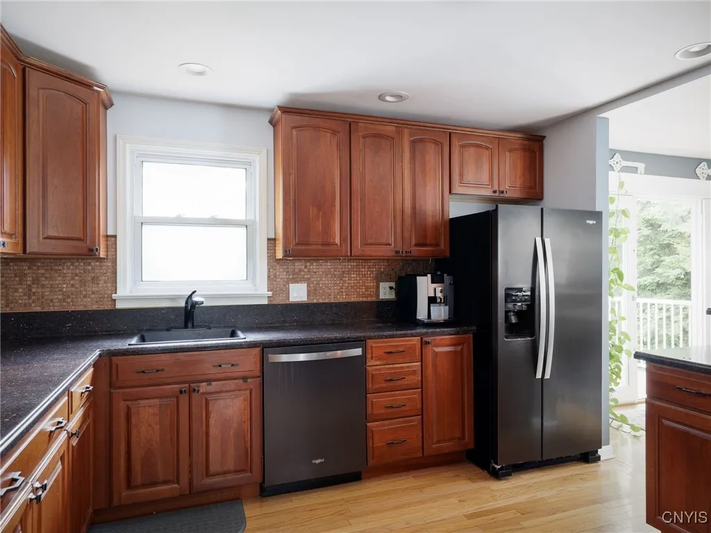 22415 Riverbend Drive East, Le Ray, New York 13601, Le Ray, New York 13601, 3 Bedrooms Bedrooms, 11 Rooms Rooms,3 BathroomsBathrooms,Residential,Closed,22415 Riverbend Drive East, Le Ray, New York 13601,0,S1612572