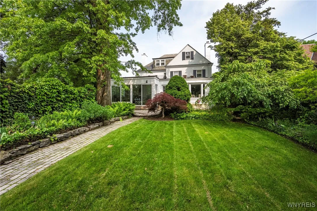 88 Middlesex Rd Road, Buffalo, New York 14216, Buffalo, New York 14216, 4 Bedrooms Bedrooms, 16 Rooms Rooms,3 BathroomsBathrooms,Residential,Closed,88 Middlesex Rd Road, Buffalo, New York 14216,0,B1608397