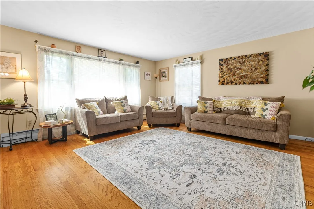 213 Washington Drive, New Hartford, New York 13413, New Hartford, New York 13413, 4 Bedrooms Bedrooms, 6 Rooms Rooms,2 BathroomsBathrooms,Residential,Closed,213 Washington Drive, New Hartford, New York 13413,S1610469
