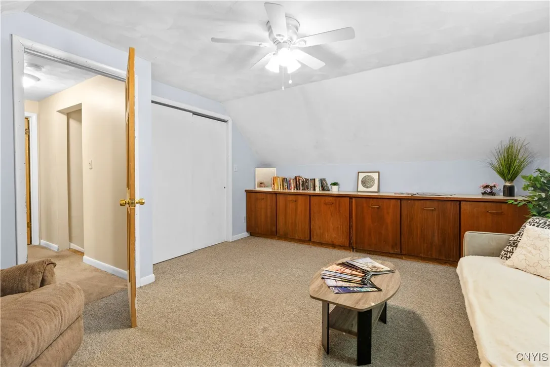 213 Washington Drive, New Hartford, New York 13413, New Hartford, New York 13413, 4 Bedrooms Bedrooms, 6 Rooms Rooms,2 BathroomsBathrooms,Residential,Closed,213 Washington Drive, New Hartford, New York 13413,S1610469