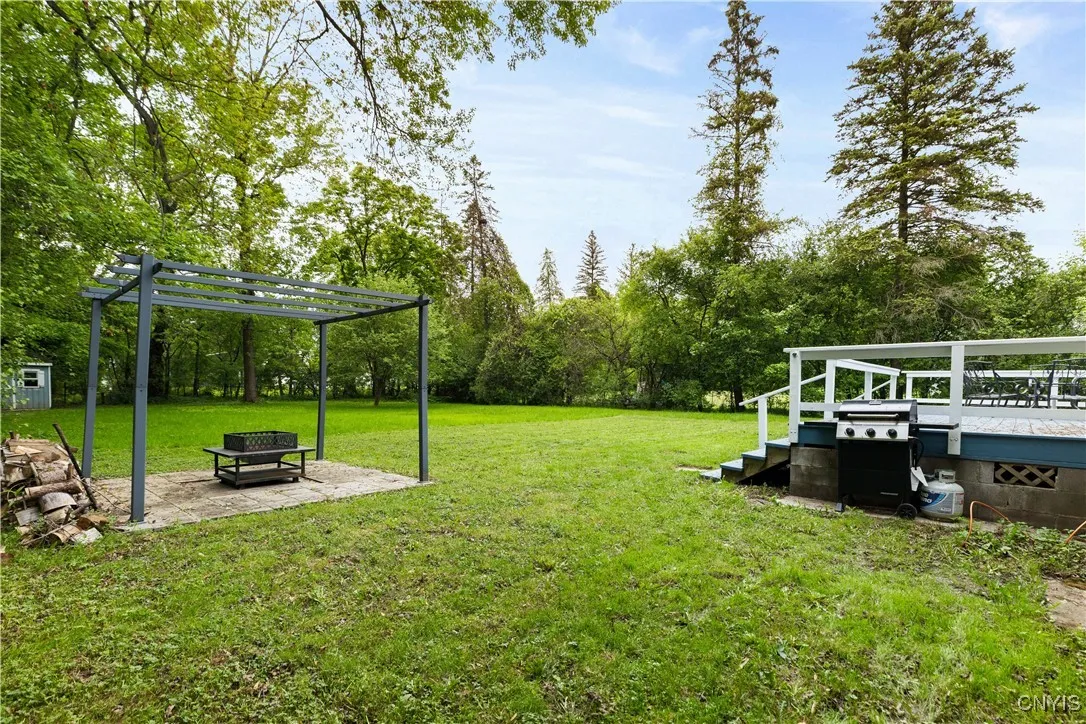 213 Washington Drive, New Hartford, New York 13413, New Hartford, New York 13413, 4 Bedrooms Bedrooms, 6 Rooms Rooms,2 BathroomsBathrooms,Residential,Closed,213 Washington Drive, New Hartford, New York 13413,S1610469