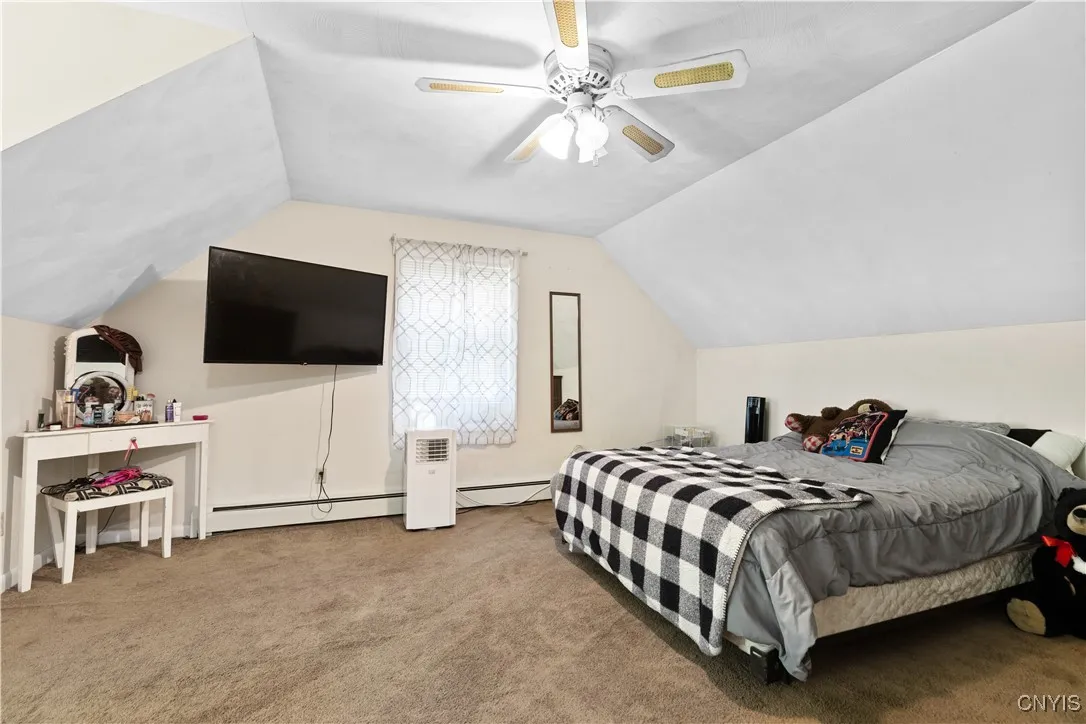 213 Washington Drive, New Hartford, New York 13413, New Hartford, New York 13413, 4 Bedrooms Bedrooms, 6 Rooms Rooms,2 BathroomsBathrooms,Residential,Closed,213 Washington Drive, New Hartford, New York 13413,S1610469