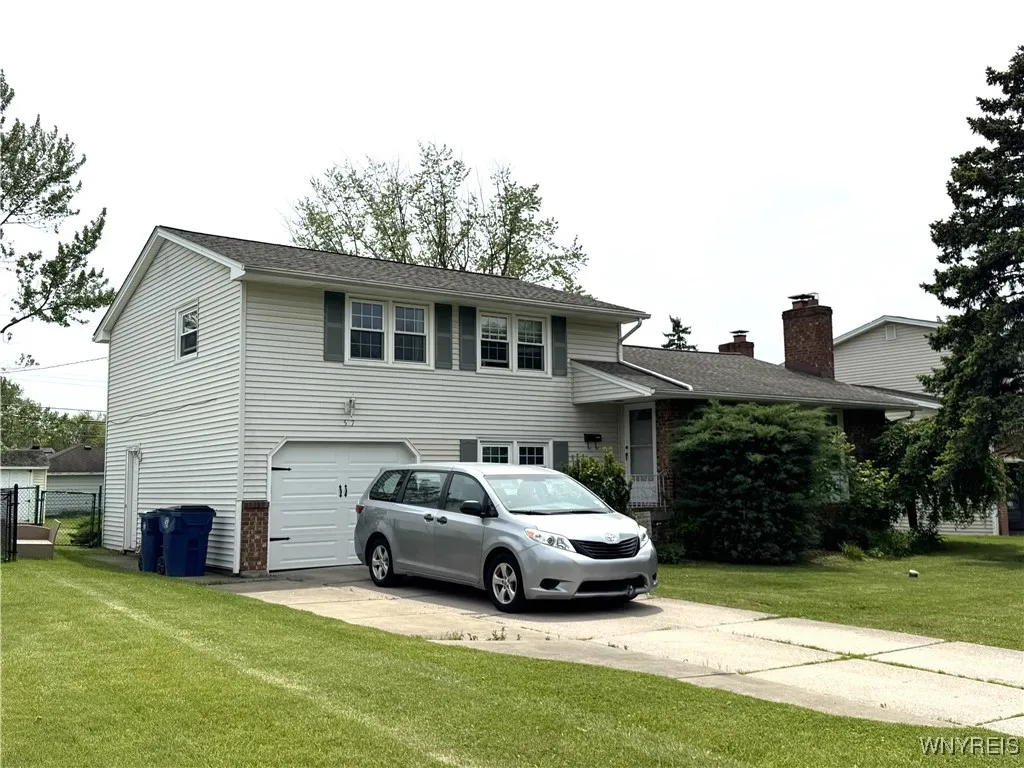 57 Brookdale Drive, Amherst, New York 14221, Amherst, New York 14221, 4 Bedrooms Bedrooms, 10 Rooms Rooms,1 BathroomBathrooms,Residential,For Sale,57 Brookdale Drive, Amherst, New York 14221,B1612013