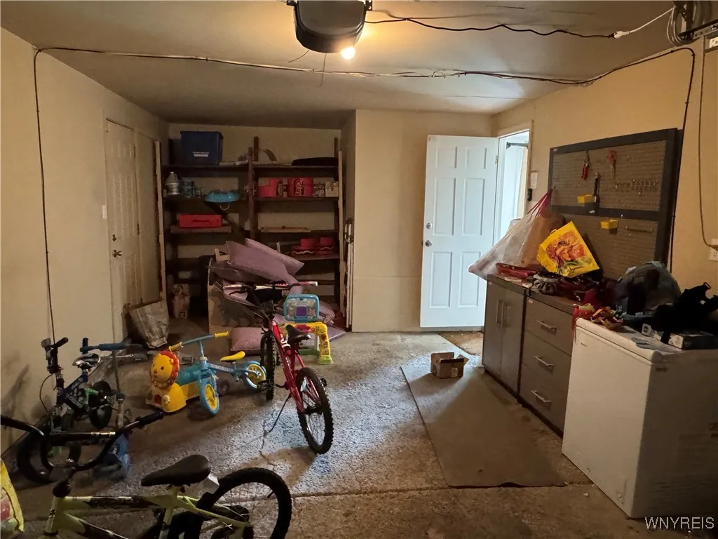57 Brookdale Drive, Amherst, New York 14221, Amherst, New York 14221, 4 Bedrooms Bedrooms, 10 Rooms Rooms,1 BathroomBathrooms,Residential,For Sale,57 Brookdale Drive, Amherst, New York 14221,B1612013