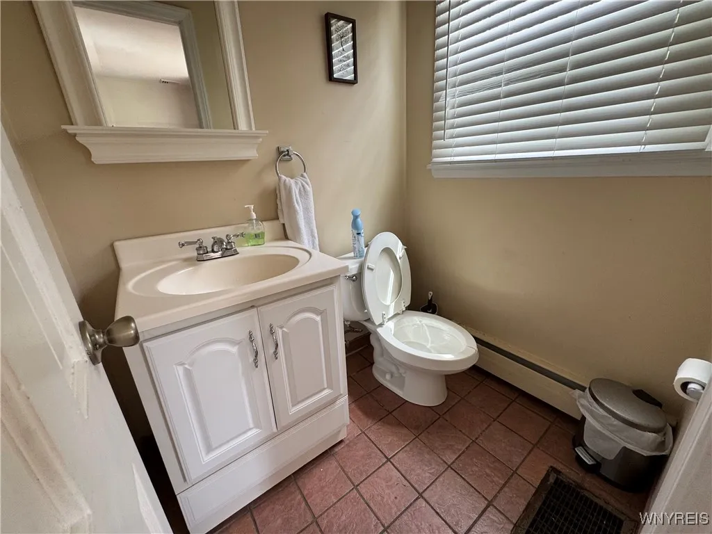 57 Brookdale Drive, Amherst, New York 14221, Amherst, New York 14221, 4 Bedrooms Bedrooms, 10 Rooms Rooms,1 BathroomBathrooms,Residential,For Sale,57 Brookdale Drive, Amherst, New York 14221,B1612013