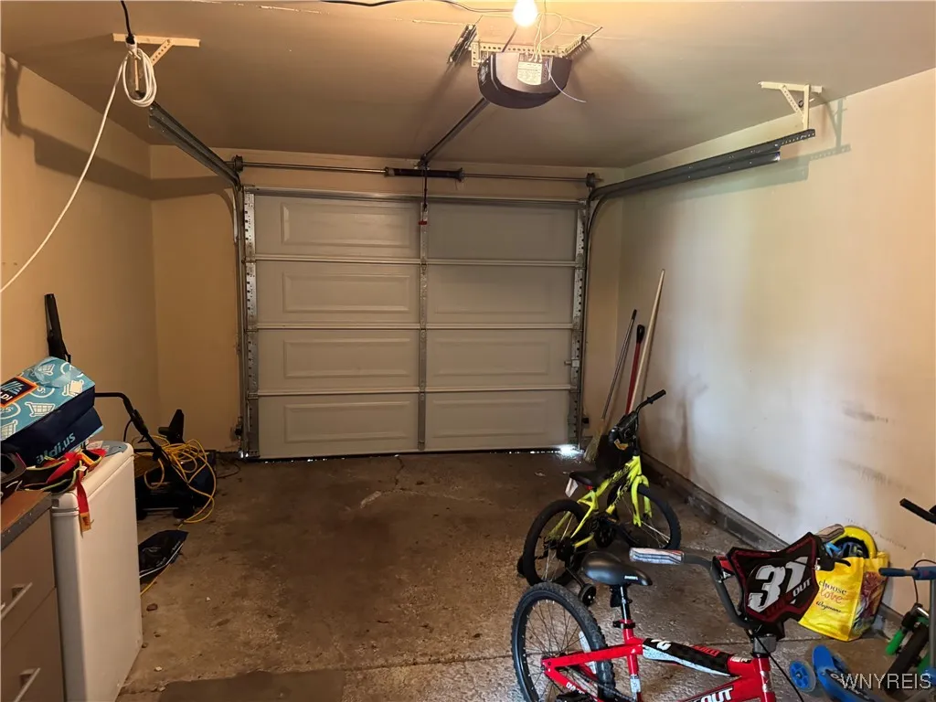 57 Brookdale Drive, Amherst, New York 14221, Amherst, New York 14221, 4 Bedrooms Bedrooms, 10 Rooms Rooms,1 BathroomBathrooms,Residential,For Sale,57 Brookdale Drive, Amherst, New York 14221,B1612013