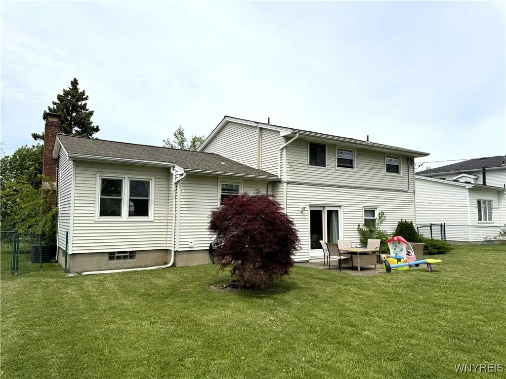 57 Brookdale Drive, Amherst, New York 14221, Amherst, New York 14221, 4 Bedrooms Bedrooms, 10 Rooms Rooms,1 BathroomBathrooms,Residential,For Sale,57 Brookdale Drive, Amherst, New York 14221,B1612013