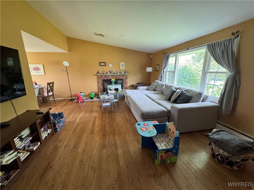 57 Brookdale Drive, Amherst, New York 14221, Amherst, New York 14221, 4 Bedrooms Bedrooms, 10 Rooms Rooms,1 BathroomBathrooms,Residential,For Sale,57 Brookdale Drive, Amherst, New York 14221,B1612013