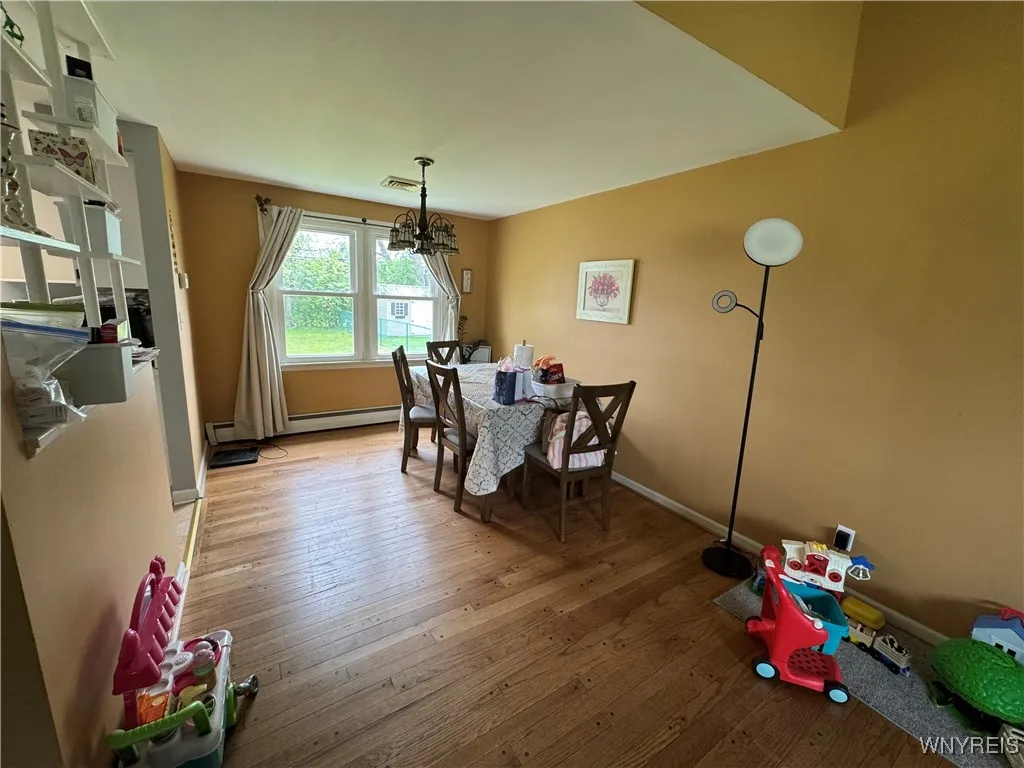 57 Brookdale Drive, Amherst, New York 14221, Amherst, New York 14221, 4 Bedrooms Bedrooms, 10 Rooms Rooms,1 BathroomBathrooms,Residential,For Sale,57 Brookdale Drive, Amherst, New York 14221,B1612013