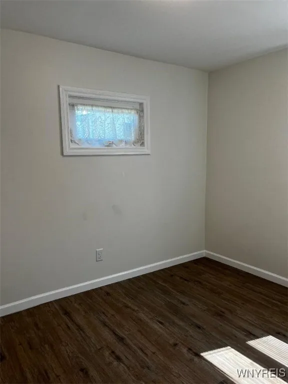 129 Woodell Avenue, Cheektowaga, New York 14211, Cheektowaga, New York 14211, 4 Bedrooms Bedrooms, ,2 BathroomsBathrooms,Residential,Closed,129 Woodell Avenue, Cheektowaga, New York 14211,0,B1612325