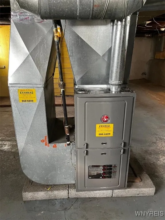 129 Woodell Avenue, Cheektowaga, New York 14211, Cheektowaga, New York 14211, 4 Bedrooms Bedrooms, ,2 BathroomsBathrooms,Residential,Closed,129 Woodell Avenue, Cheektowaga, New York 14211,0,B1612325