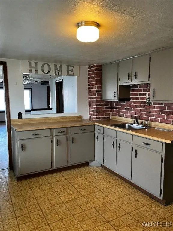 129 Woodell Avenue, Cheektowaga, New York 14211, Cheektowaga, New York 14211, 4 Bedrooms Bedrooms, ,2 BathroomsBathrooms,Residential,Closed,129 Woodell Avenue, Cheektowaga, New York 14211,0,B1612325