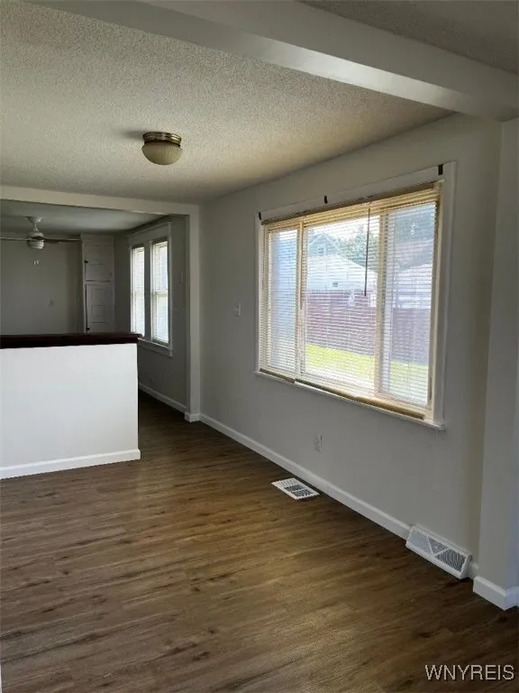 129 Woodell Avenue, Cheektowaga, New York 14211, Cheektowaga, New York 14211, 4 Bedrooms Bedrooms, ,2 BathroomsBathrooms,Residential,Closed,129 Woodell Avenue, Cheektowaga, New York 14211,0,B1612325