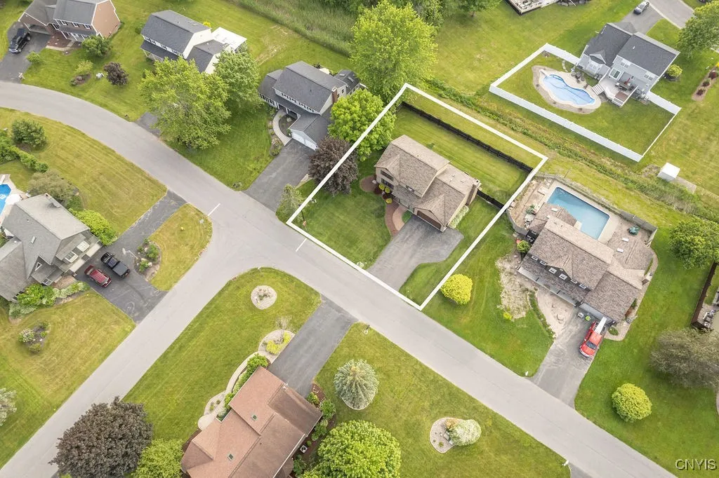 9470 Hawkeye Drive, Cicero, New York 13029, Cicero, New York 13029, 4 Bedrooms Bedrooms, 8 Rooms Rooms,2 BathroomsBathrooms,Residential,Closed,9470 Hawkeye Drive, Cicero, New York 13029,0,S1611981