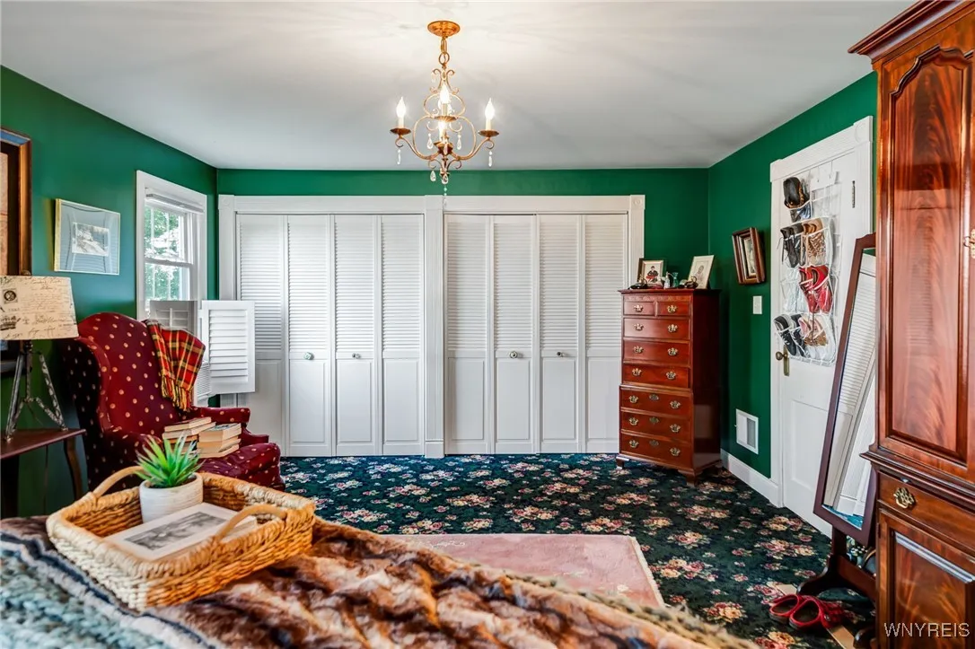 8431 West Rivershore Drive, Niagara Falls, New Yor, Niagara Falls, New York 14304, 4 Bedrooms Bedrooms, 10 Rooms Rooms,2 BathroomsBathrooms,Residential,For Sale,8431 West Rivershore Drive, Niagara Falls, New Yor,0,B1612454