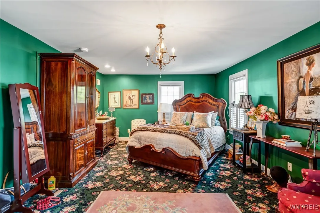 8431 West Rivershore Drive, Niagara Falls, New Yor, Niagara Falls, New York 14304, 4 Bedrooms Bedrooms, 10 Rooms Rooms,2 BathroomsBathrooms,Residential,For Sale,8431 West Rivershore Drive, Niagara Falls, New Yor,0,B1612454