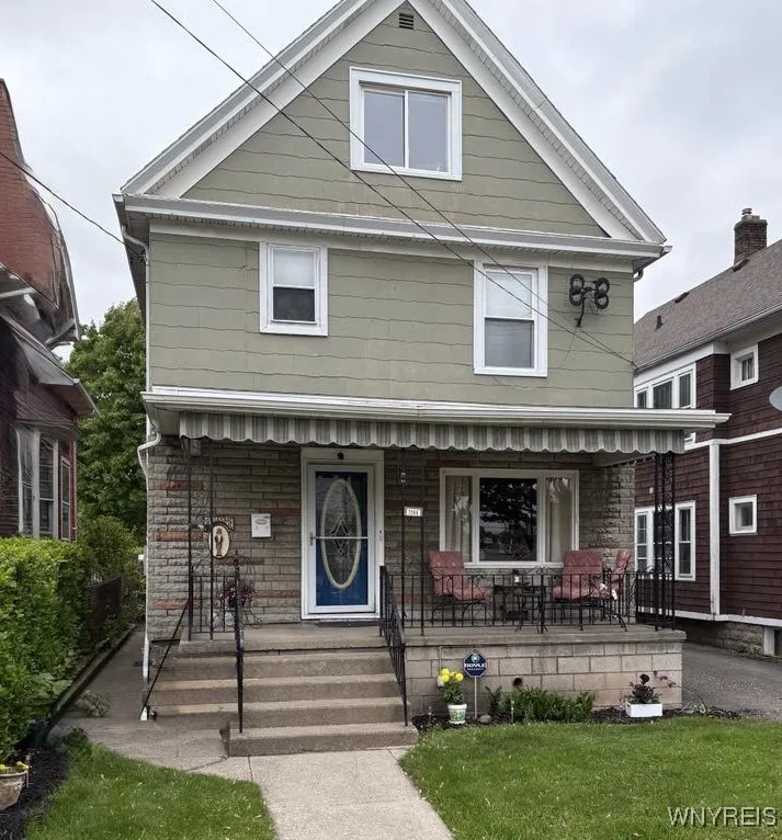 1164 Haeberle Avenue, Niagara Falls, New York 1430, Niagara Falls, New York 14301, 3 Bedrooms Bedrooms, 6 Rooms Rooms,1 BathroomBathrooms,Residential,Closed,1164 Haeberle Avenue, Niagara Falls, New York 1430,B1612618