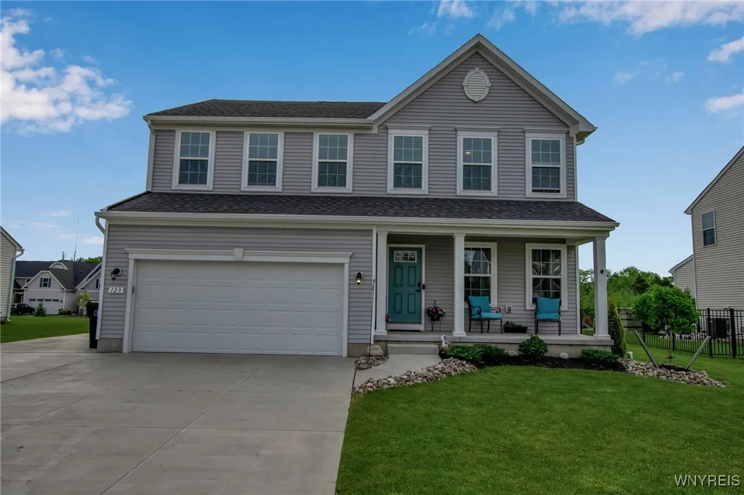 123 Stonebridge Road, Grand Island, New York 14072, Grand Island, New York 14072, 5 Bedrooms Bedrooms, 10 Rooms Rooms,3 BathroomsBathrooms,Residential,Closed,123 Stonebridge Road, Grand Island, New York 14072,B1612453